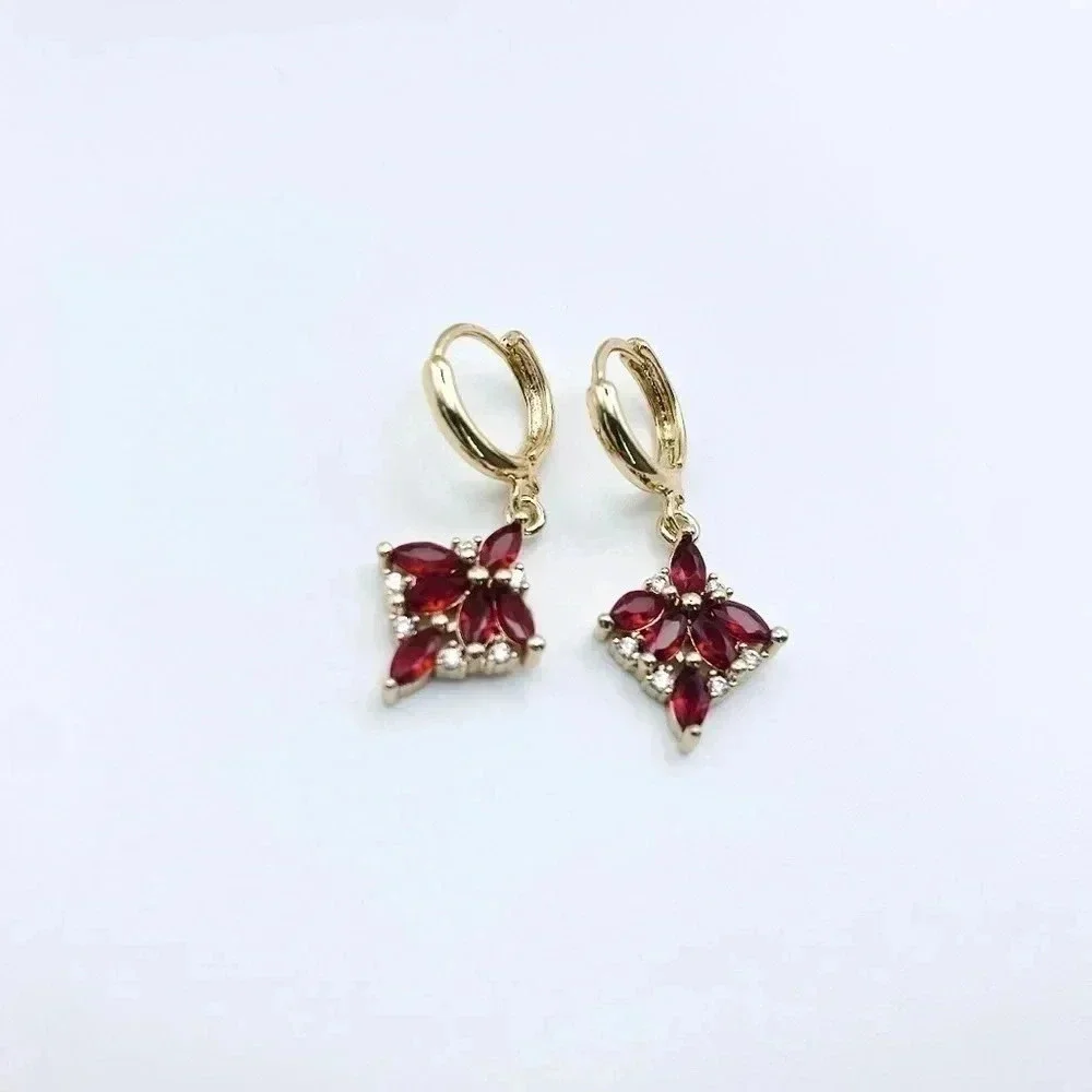 Drop Leaves Earrings Gold Plated